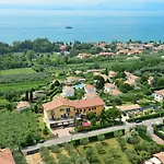 Panoramica Ξενοδοχείο 3*