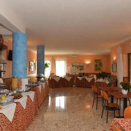 فندق Panoramica 3*